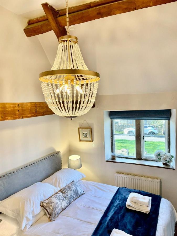 Hebe Cottage - Idyllic And Homely With Attention To Detail Atworth ภายนอก รูปภาพ