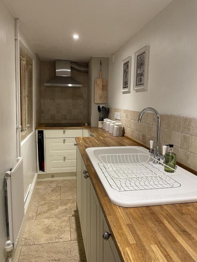 Hebe Cottage - Idyllic And Homely With Attention To Detail Atworth ภายนอก รูปภาพ