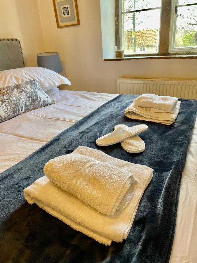 Hebe Cottage - Idyllic And Homely With Attention To Detail Atworth ภายนอก รูปภาพ