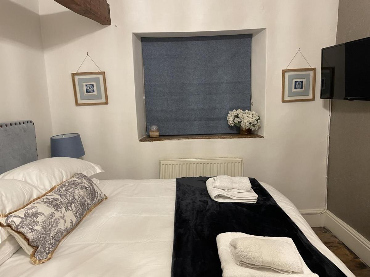 Hebe Cottage - Idyllic And Homely With Attention To Detail Atworth ภายนอก รูปภาพ